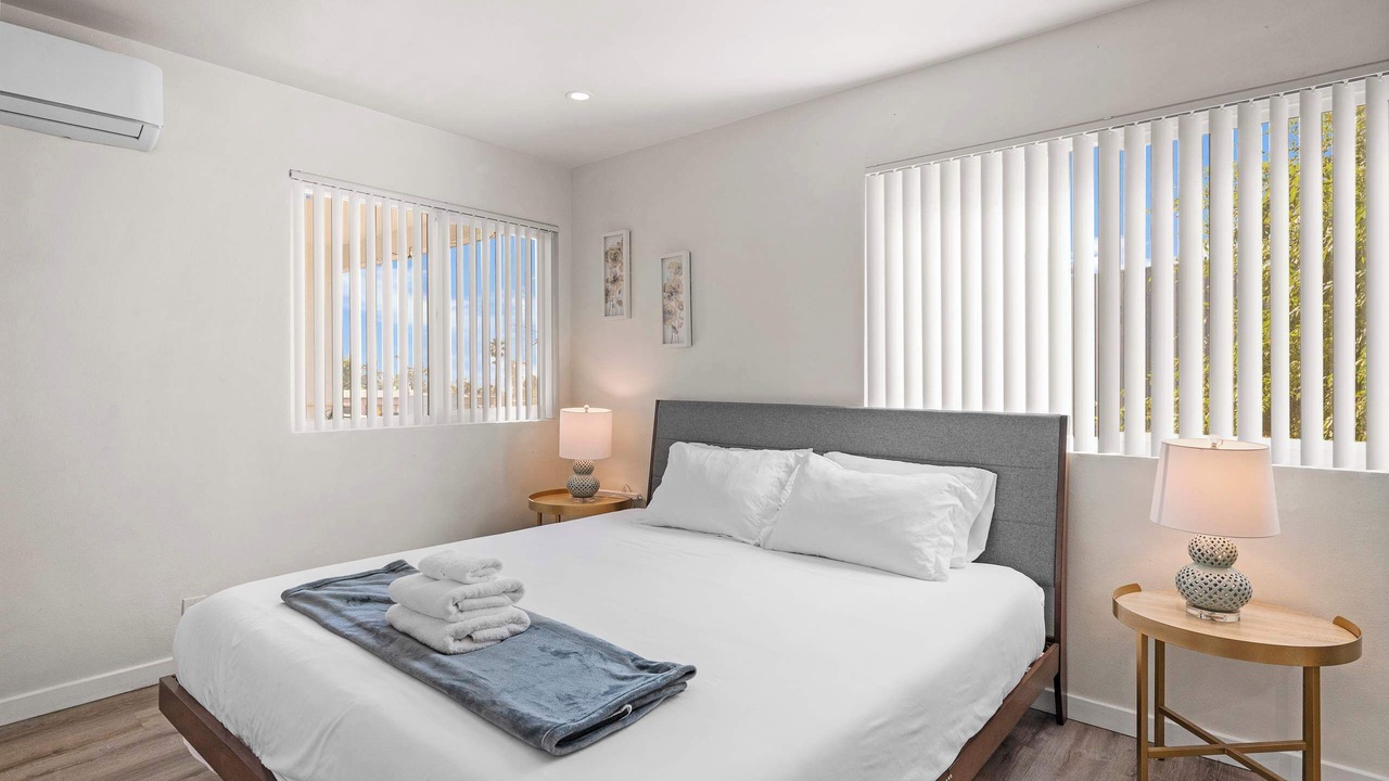 Photo of Bedroom in Altadena