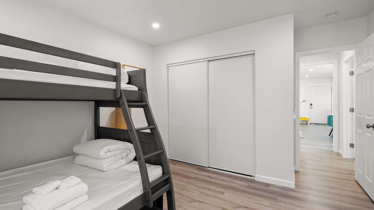 Photo of Bedroom in Altadena