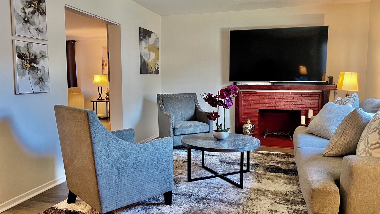 Photo of Livingroom in Azusa