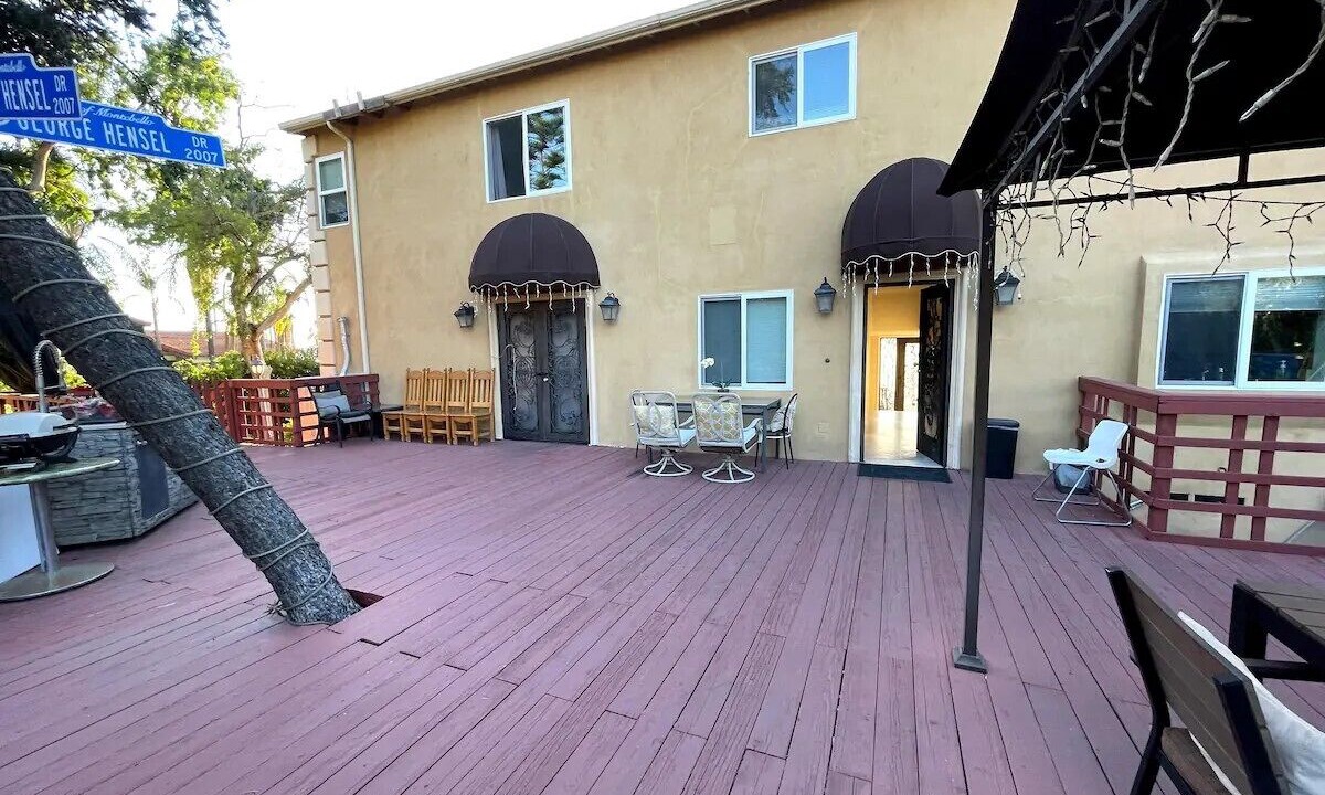 Photo of Outdoor in Montebello