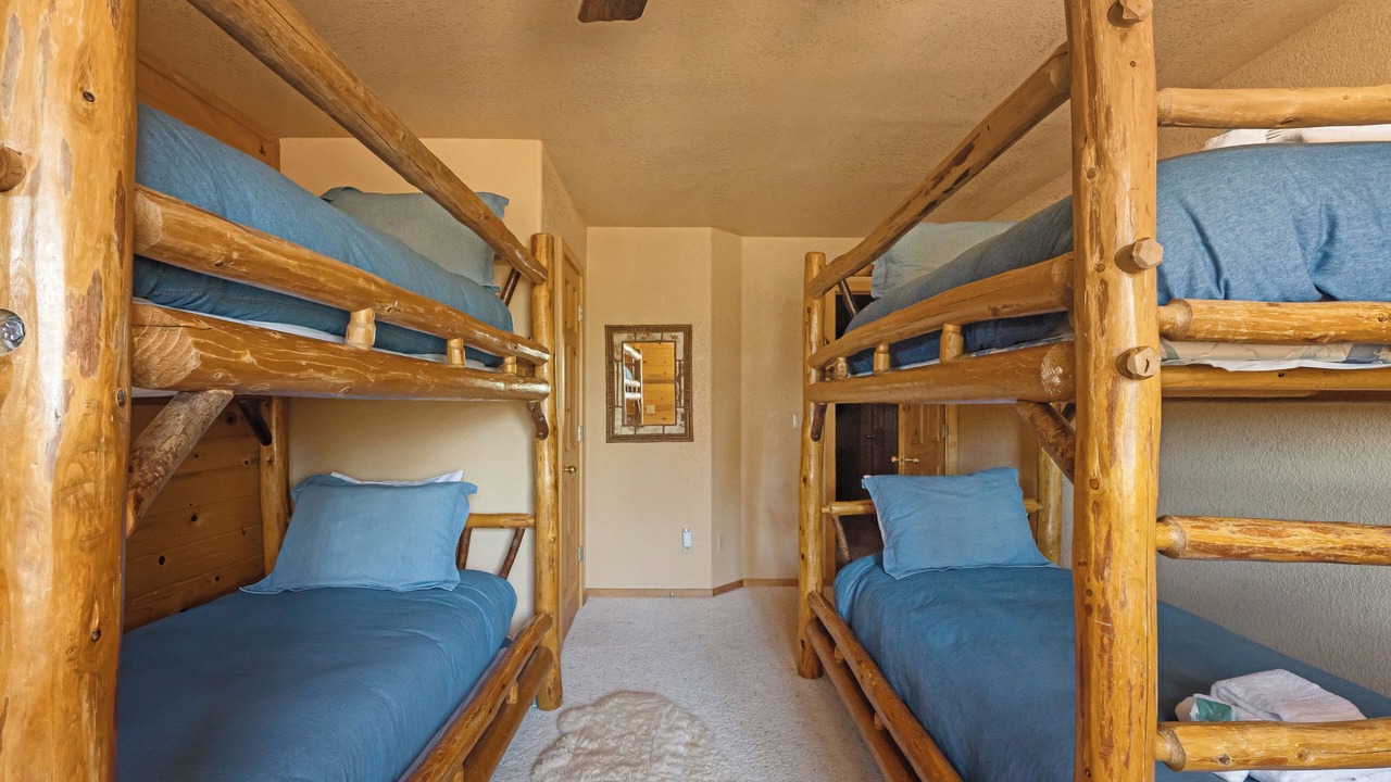 Photo of Bedroom in Castle Glen Estates
