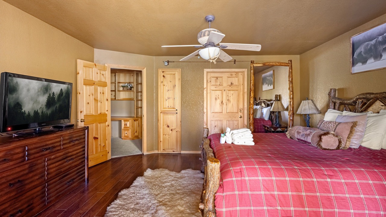 Photo of Bedroom in Castle Glen Estates