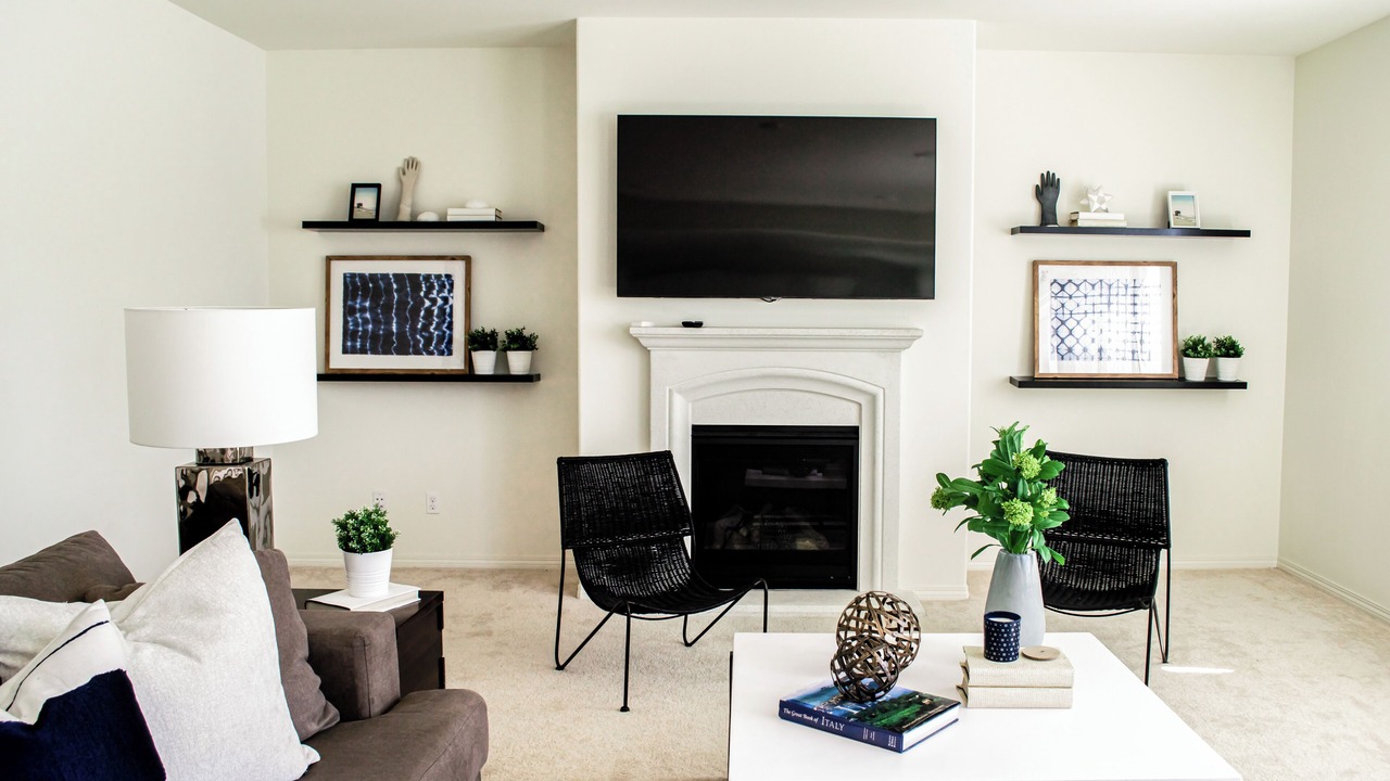 Photo of Livingroom in Mira Loma