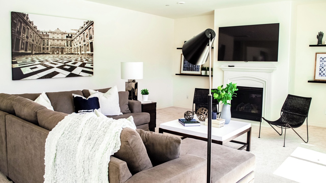 Photo of Livingroom in Mira Loma