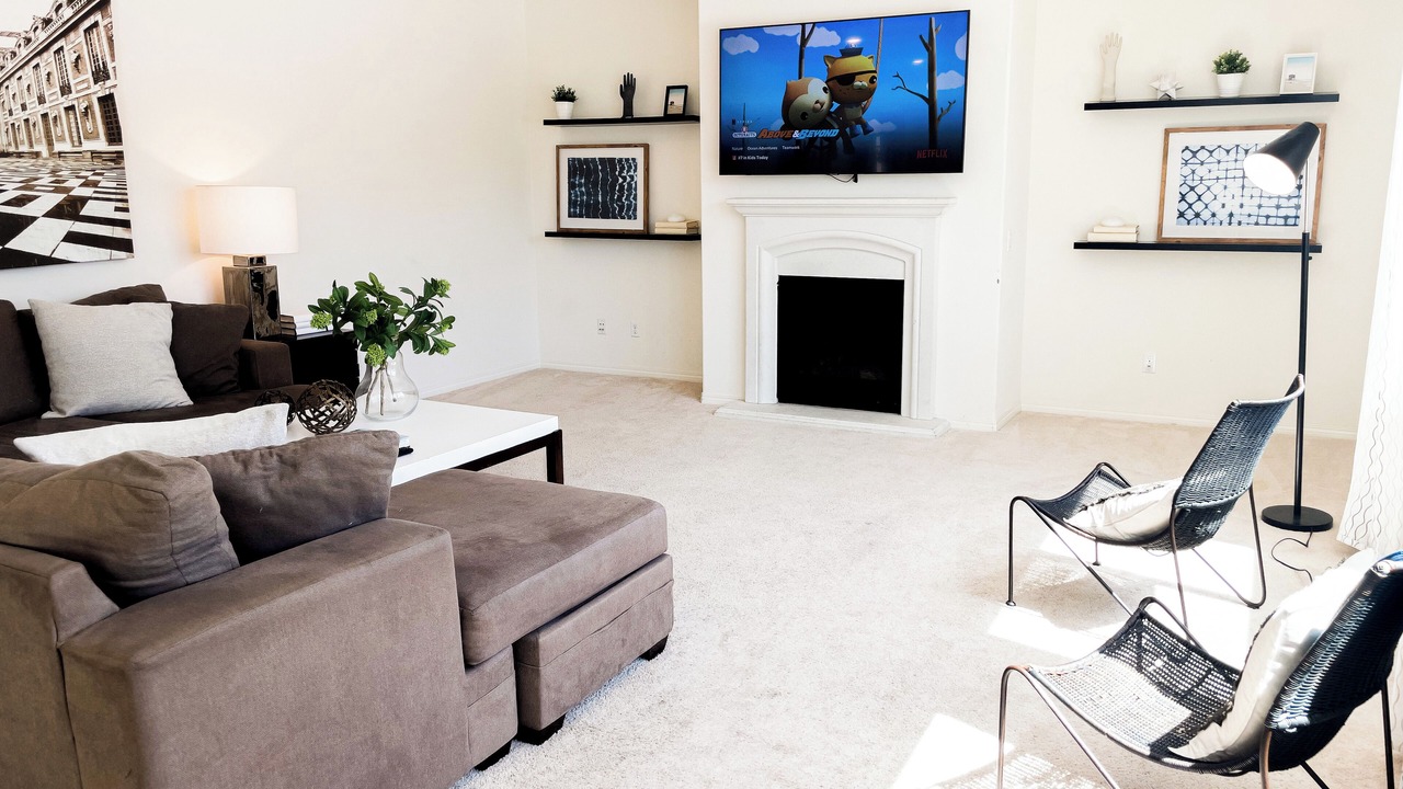 Photo of Livingroom in Mira Loma
