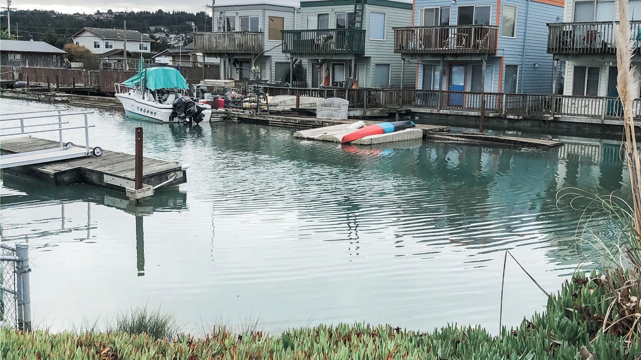 Photo of Others in Eureka