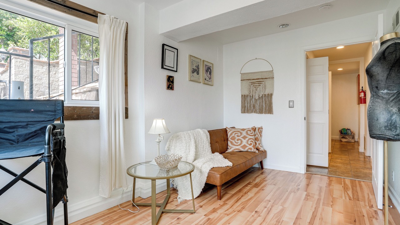 Photo of Livingroom in Santa Paula