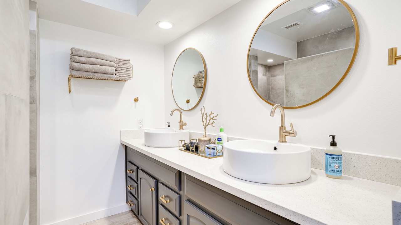 Photo of Bathroom in Santa Paula