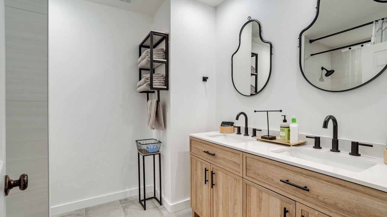 Photo of Bathroom in Santa Paula