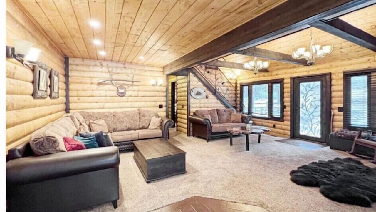 Photo of Livingroom in Wrightwood