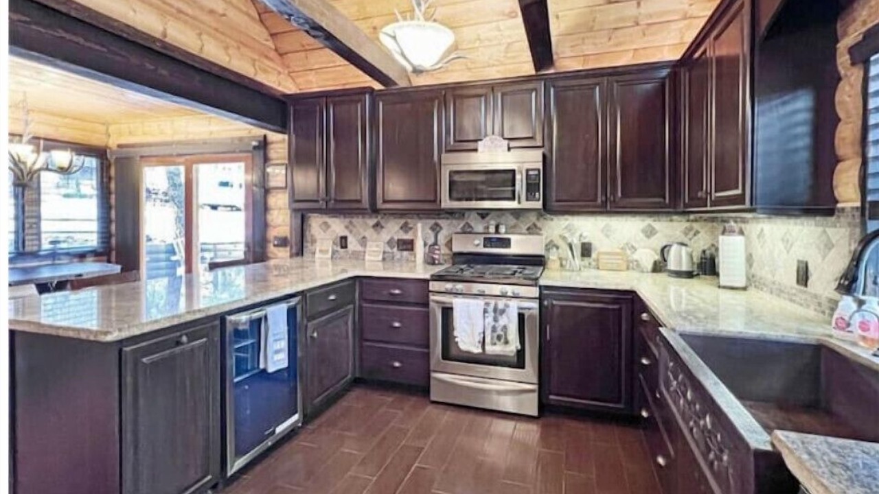 Photo of Kitchen in Wrightwood