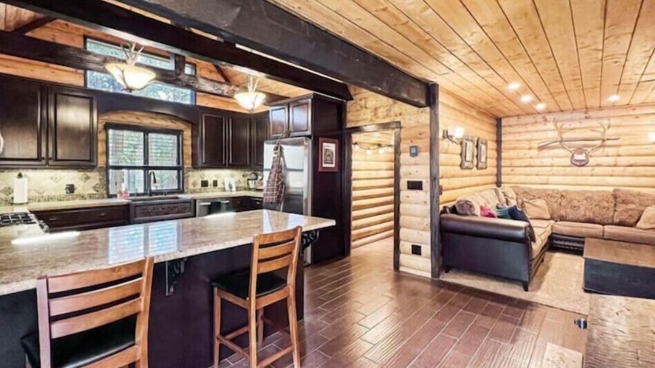 Photo of Livingroom in Wrightwood