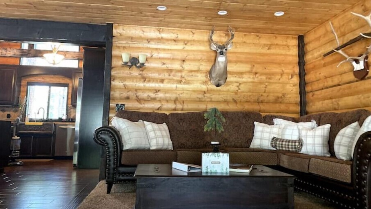 Photo of Livingroom in Wrightwood