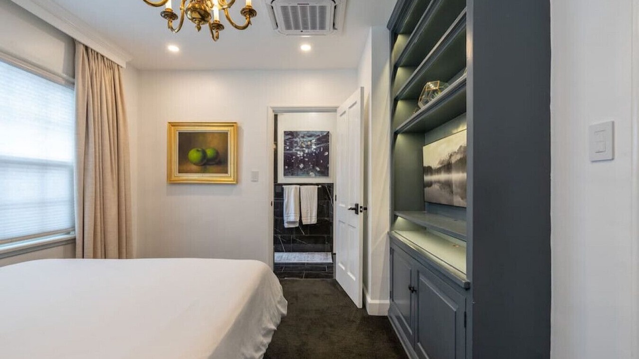 Photo of Bedroom in Harbor