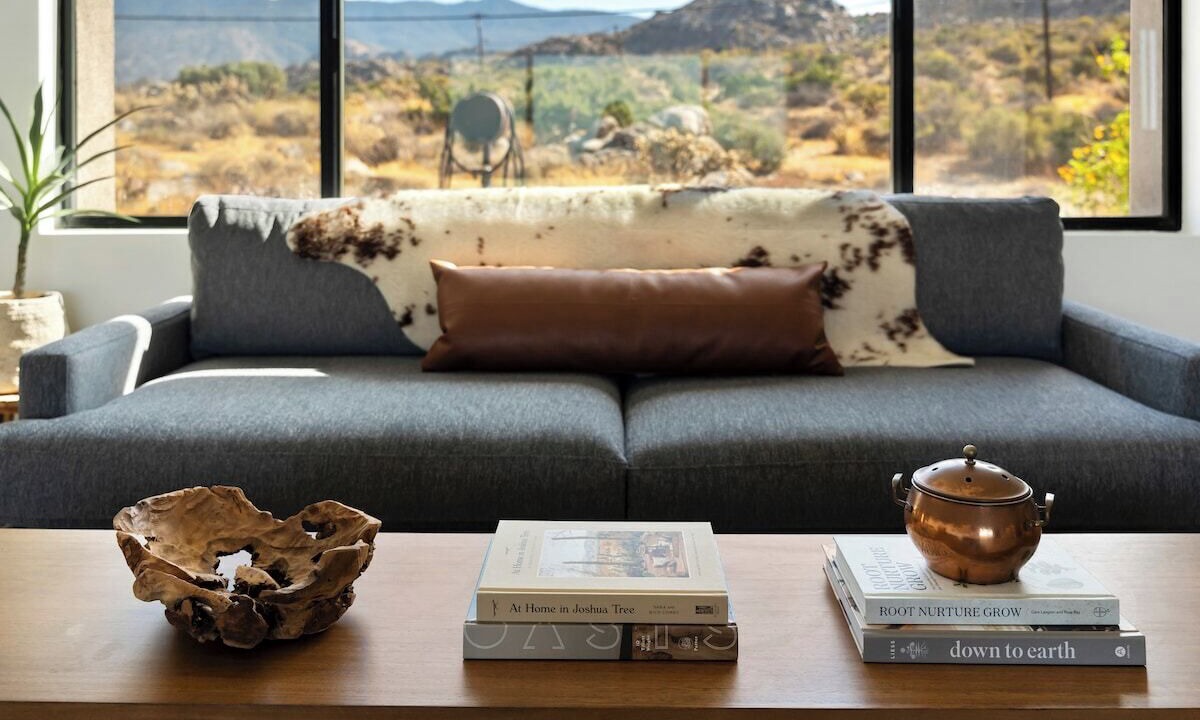 Photo of Livingroom in Mountain Center