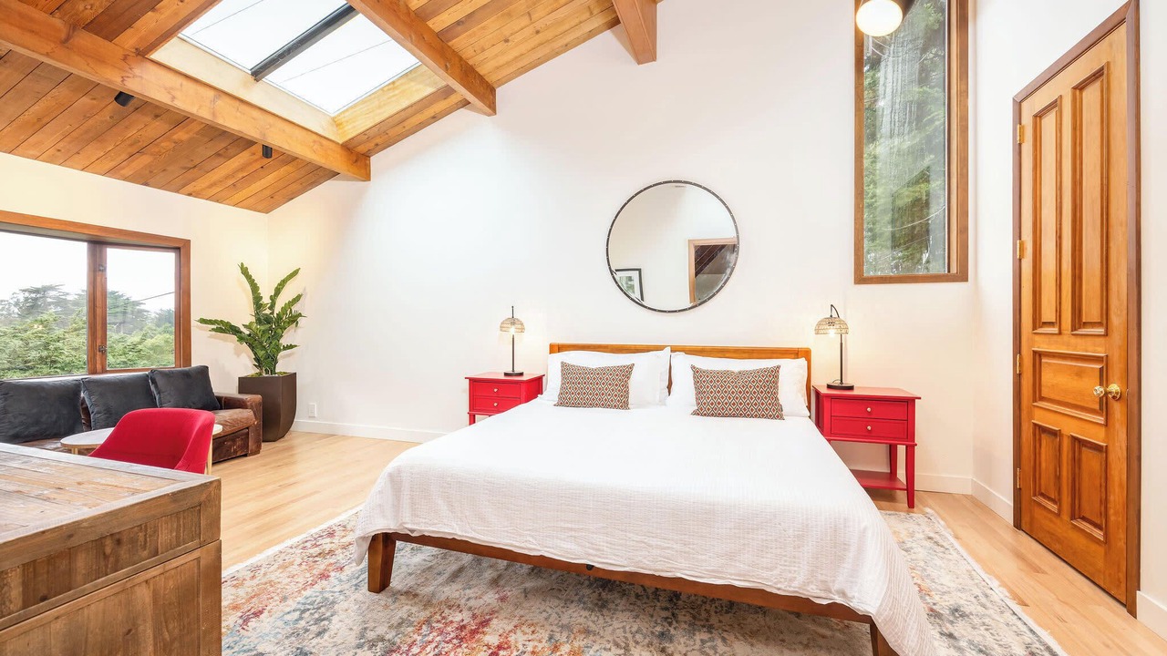 Photo of Bedroom in Montara