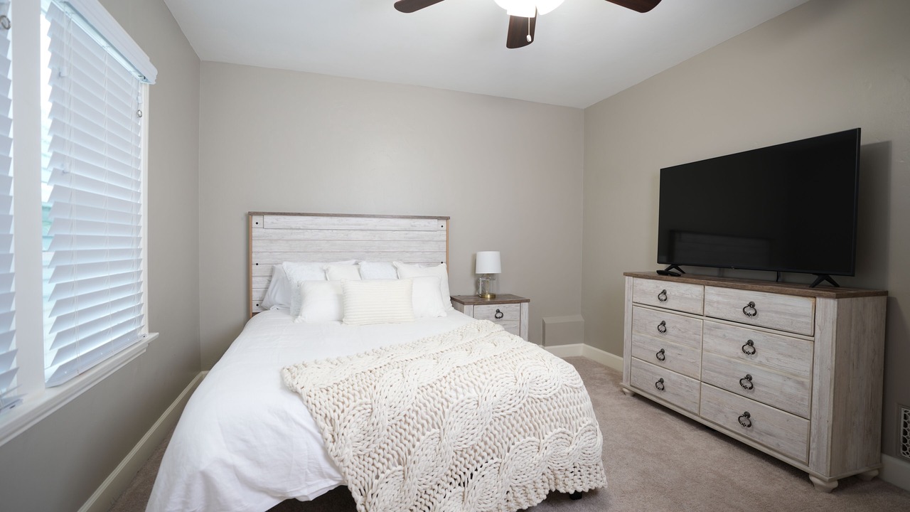 Photo of Bedroom in Santa Ana