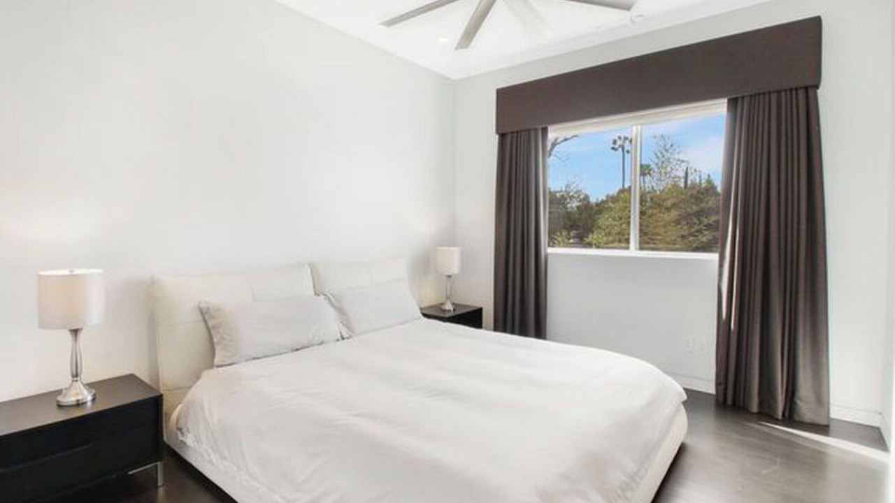 Photo of Bedroom in Carthay Circle