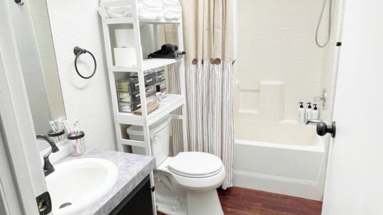 Photo of Bathroom in Alturas
