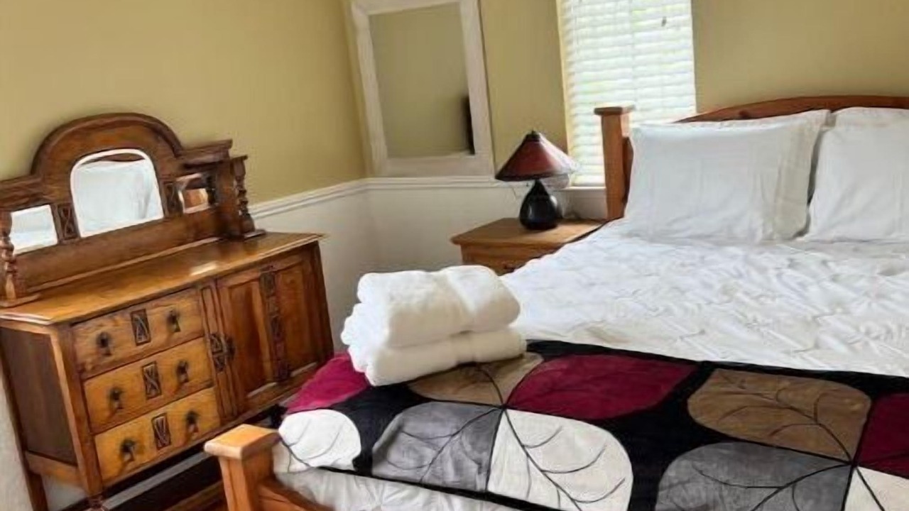 Photo of Bedroom in Westlake