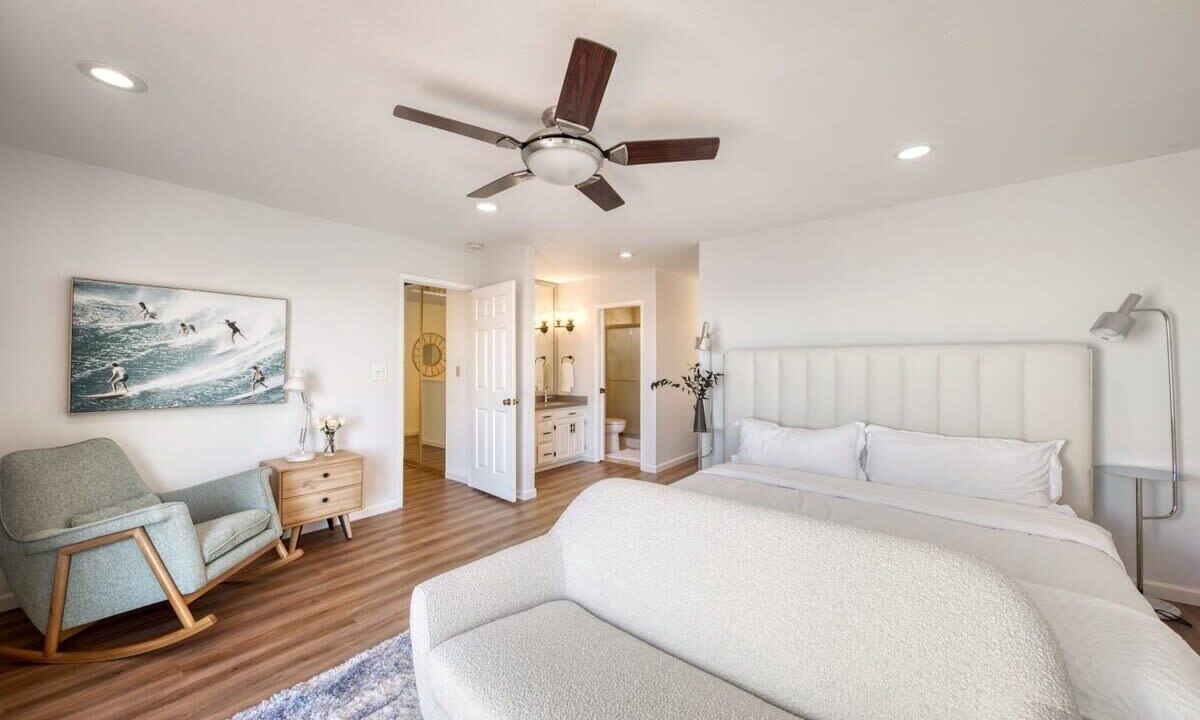 Photo of Bedroom in Edgemar - Pacific Manor