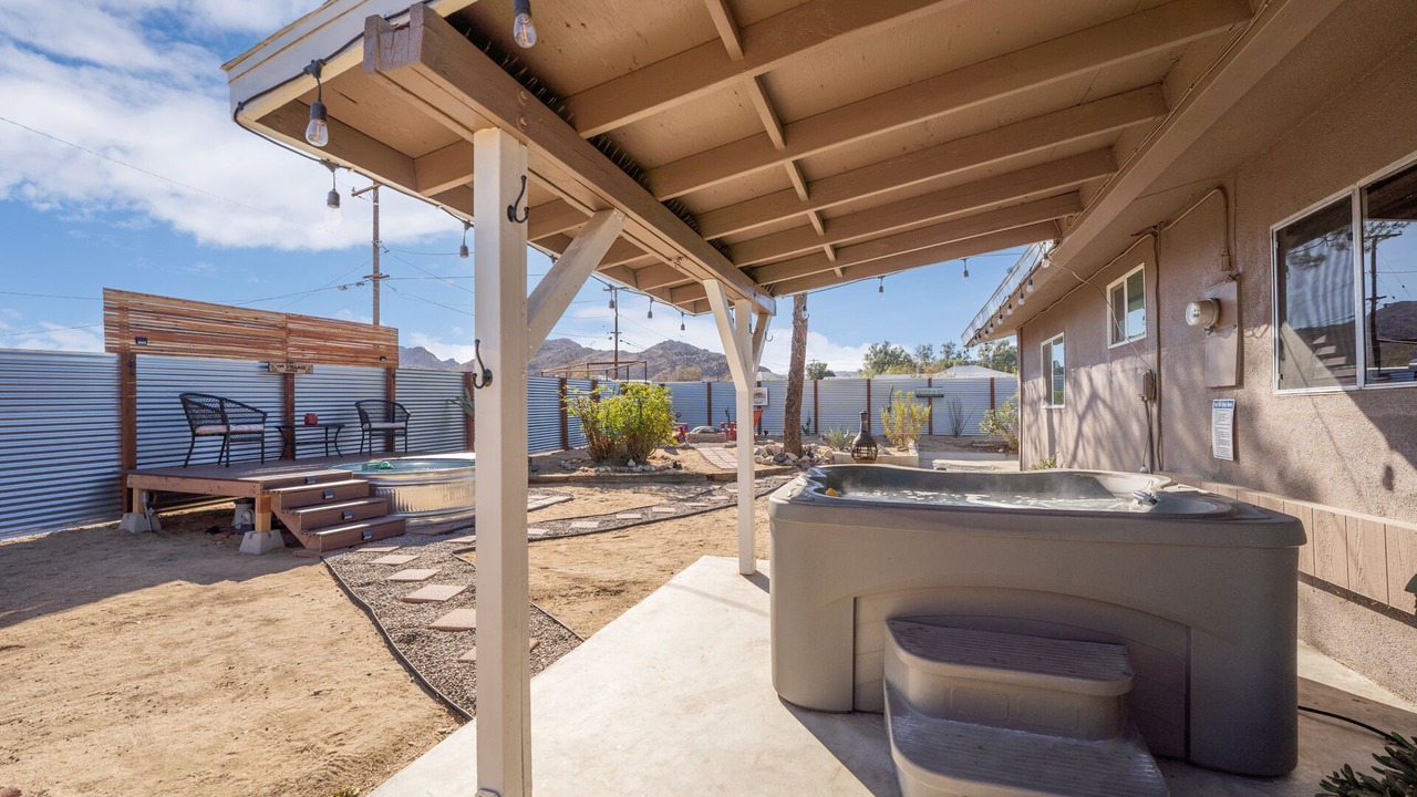 Photo of Patio Balcony in Joshua Tree