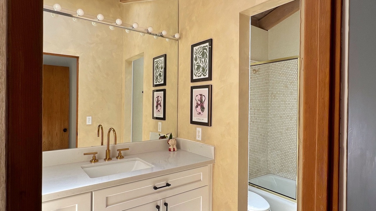 Photo of Bathroom in Laguna Niguel