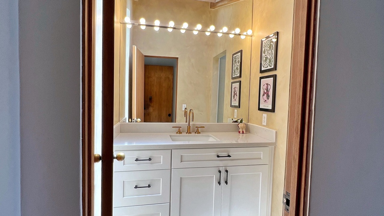 Photo of Bathroom in Laguna Niguel