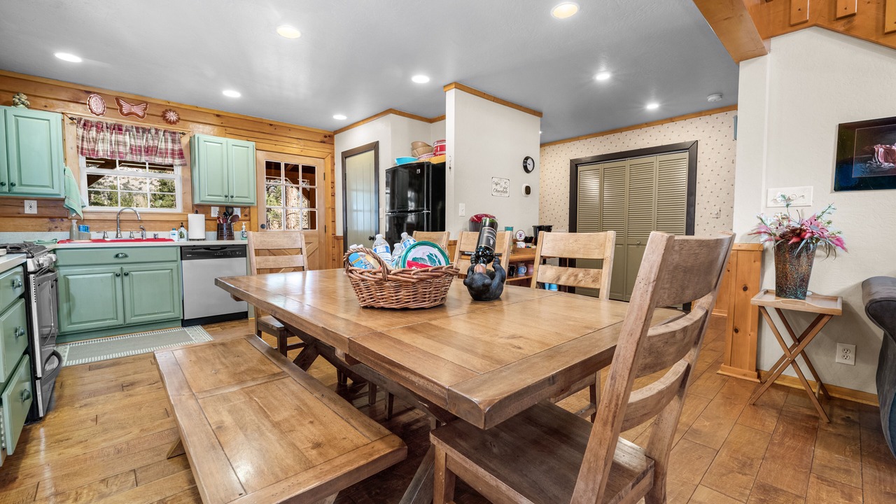 Photo of Livingroom in Big Bear City