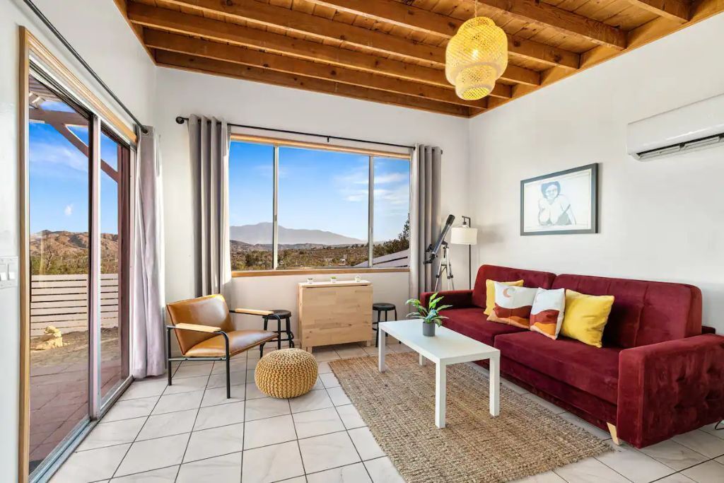 Photo of Livingroom in Morongo Valley