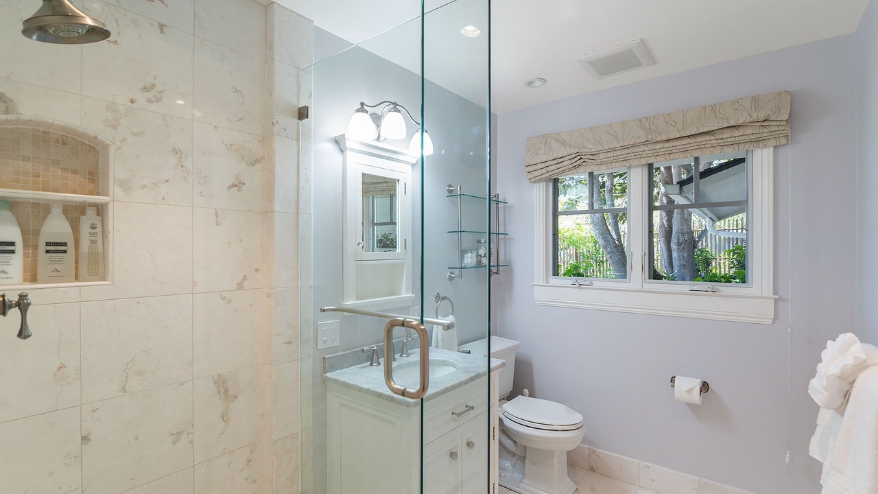 Photo of Bathroom in Del Monte Forest
