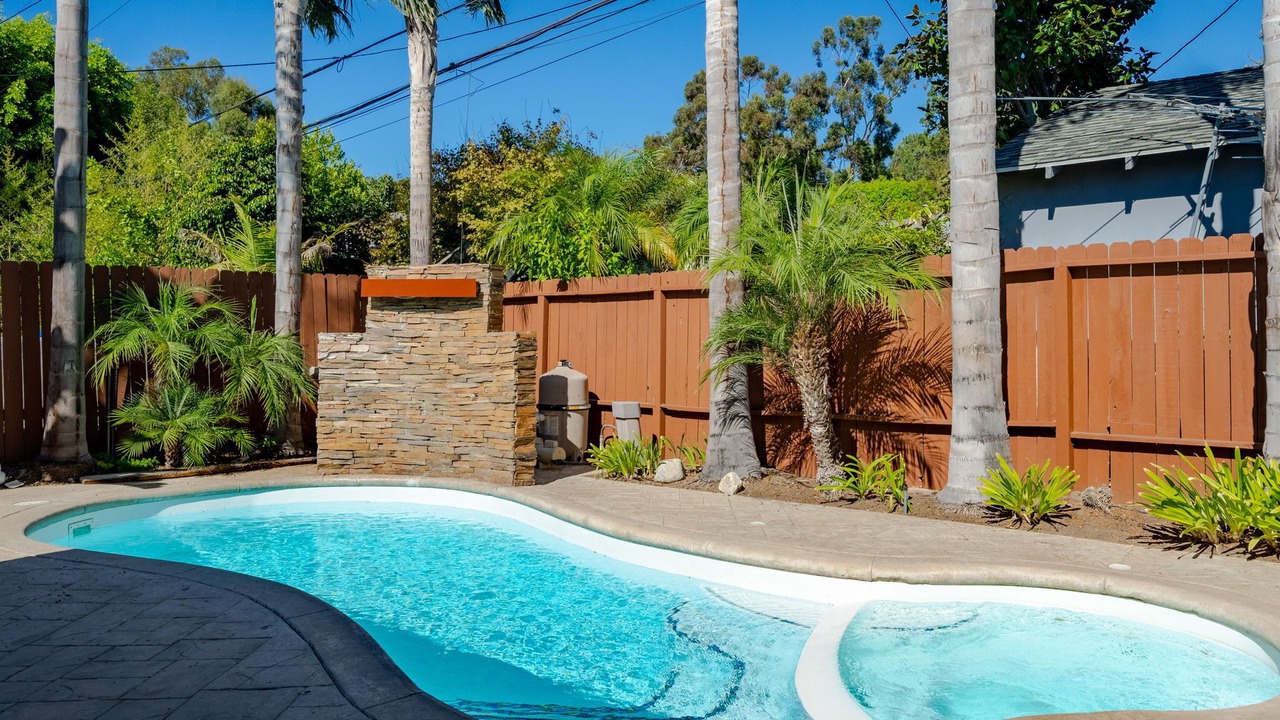Photo of Outdoor in Brentwood