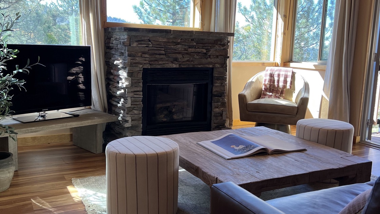 Photo of Bedroom in Upper Moonridge