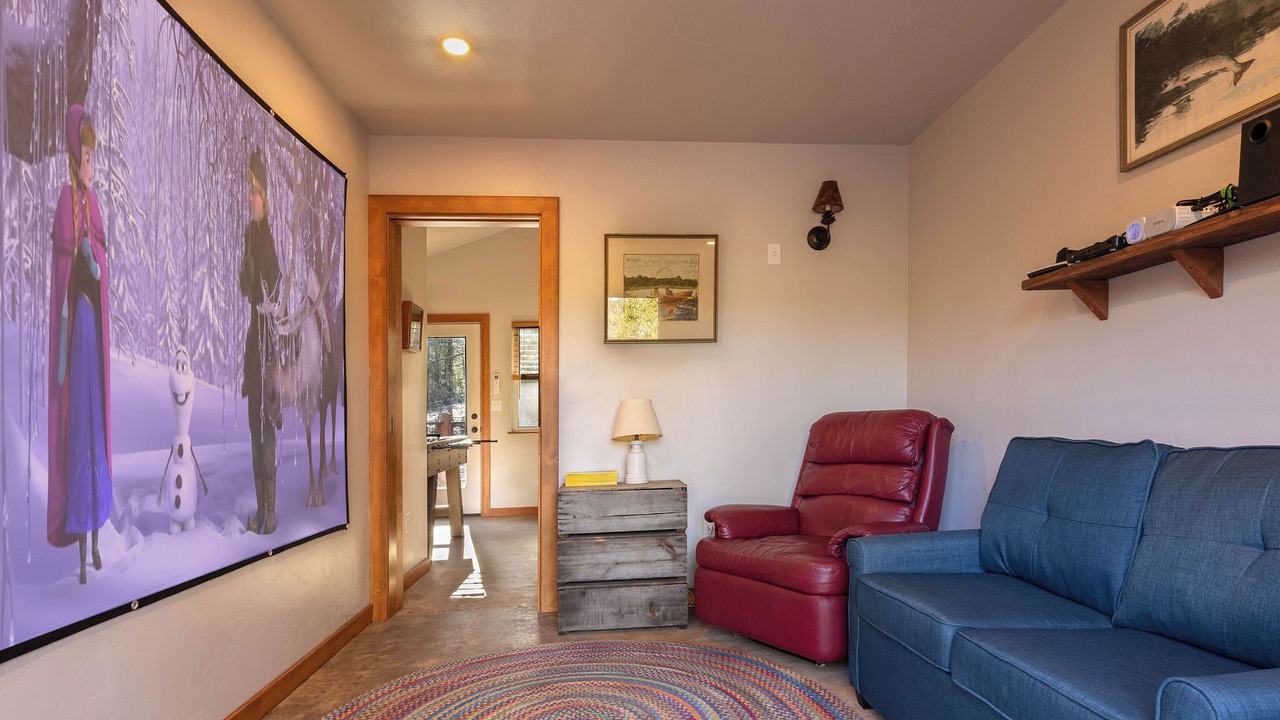 Photo of Bedroom in Groveland