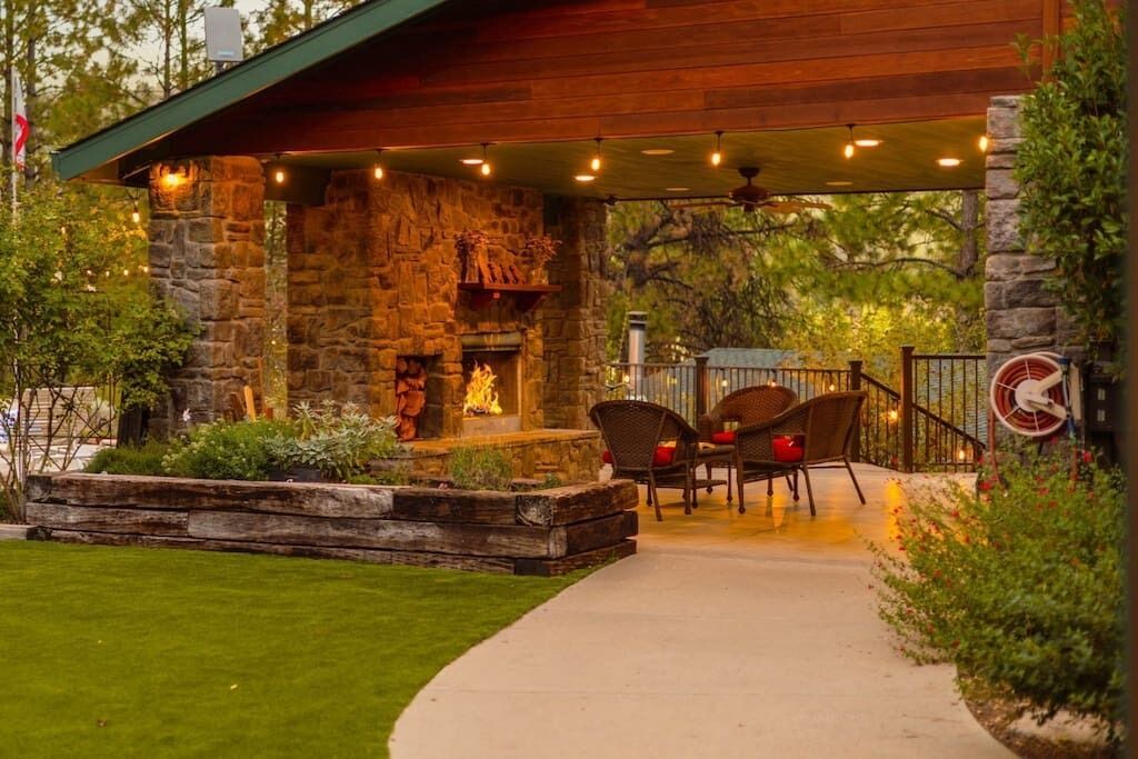 Photo of Outdoor in Groveland