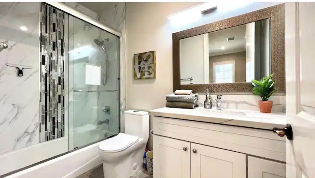 Photo of Bathroom in Arcadia