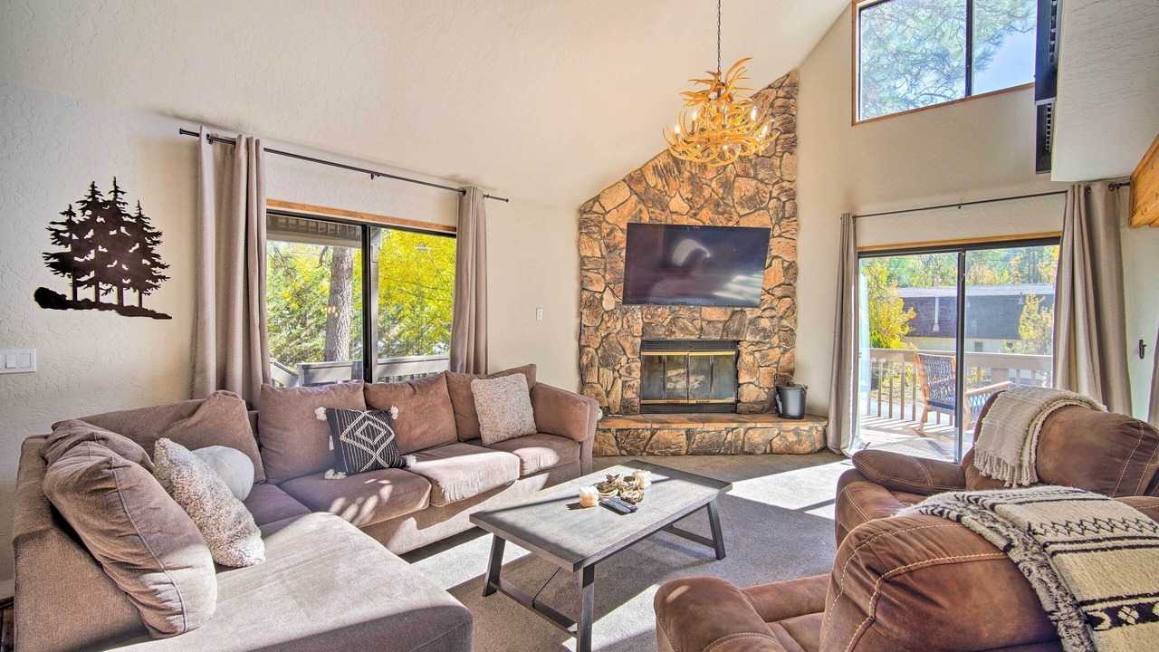 Photo of Bedroom in Moonridge