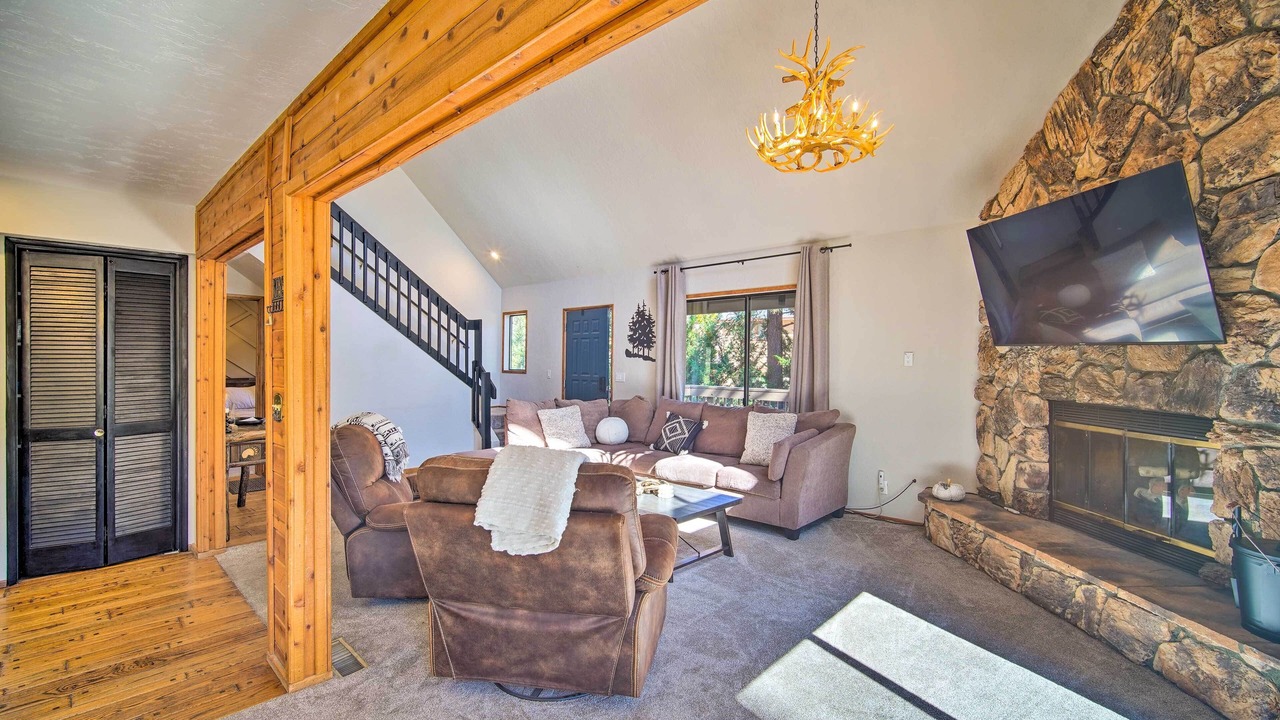 Photo of Livingroom in Moonridge
