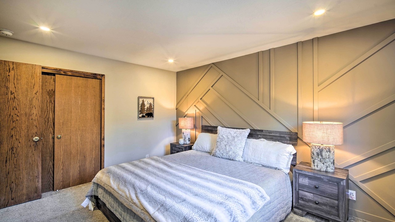 Photo of Bedroom in Moonridge