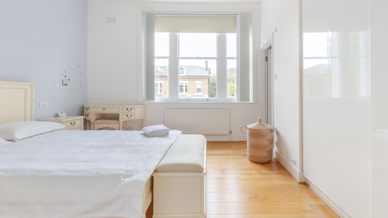 Photo of Bedroom in Kilburn
