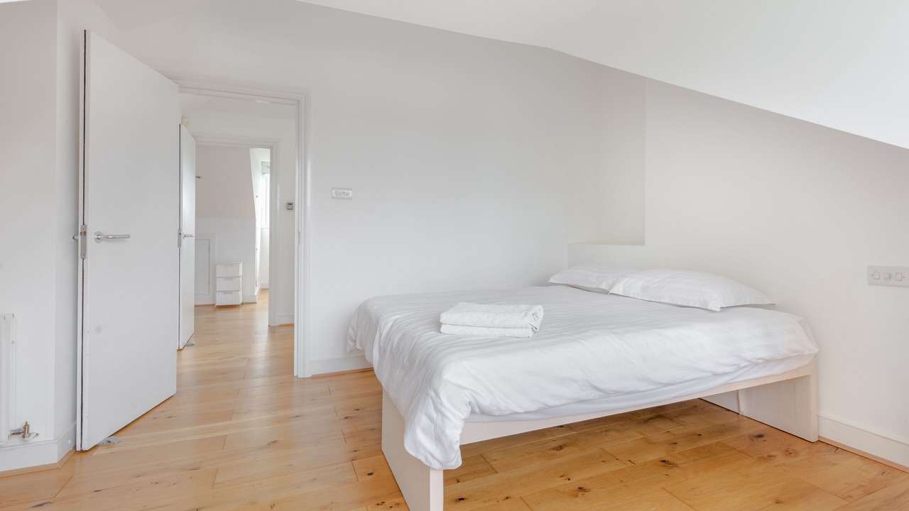 Photo of Bedroom in Kilburn