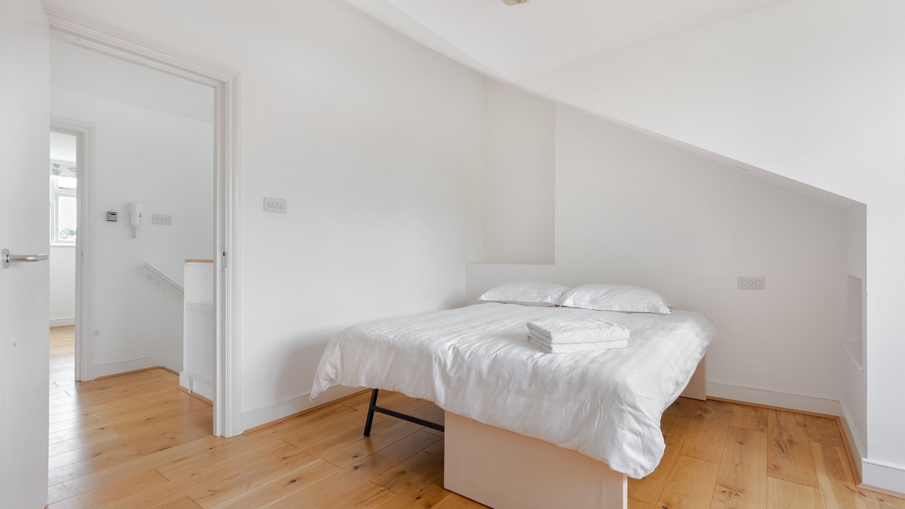 Photo of Bedroom in Kilburn