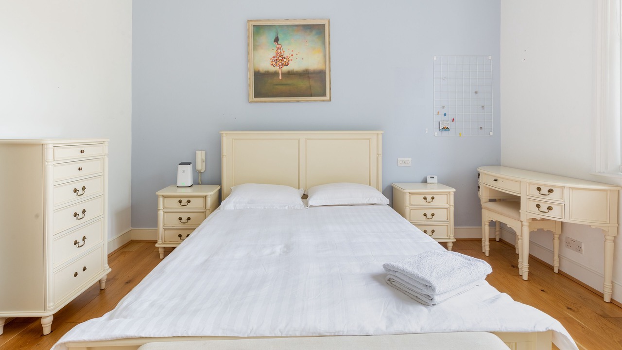 Photo of Bedroom in Kilburn
