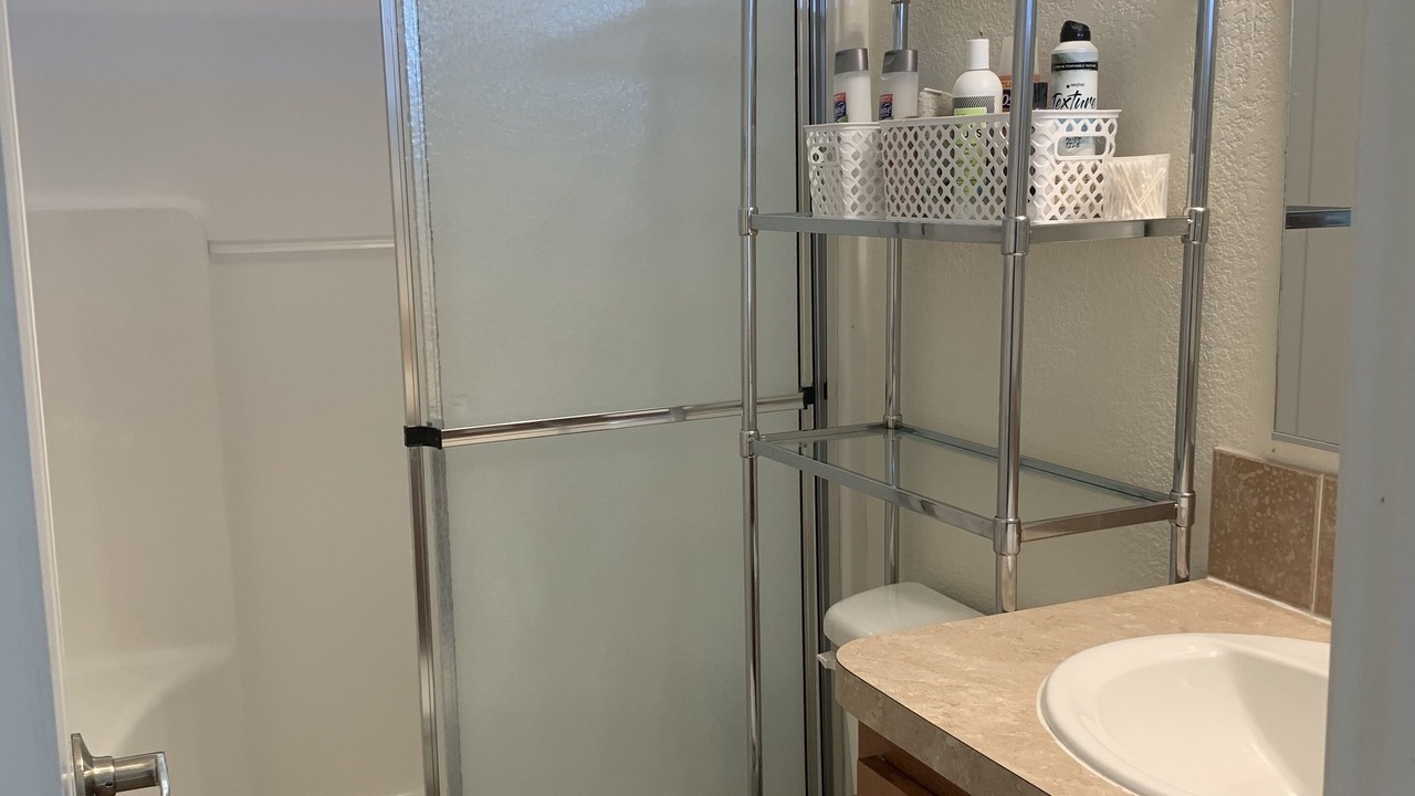 Photo of Bathroom in Ridgecrest
