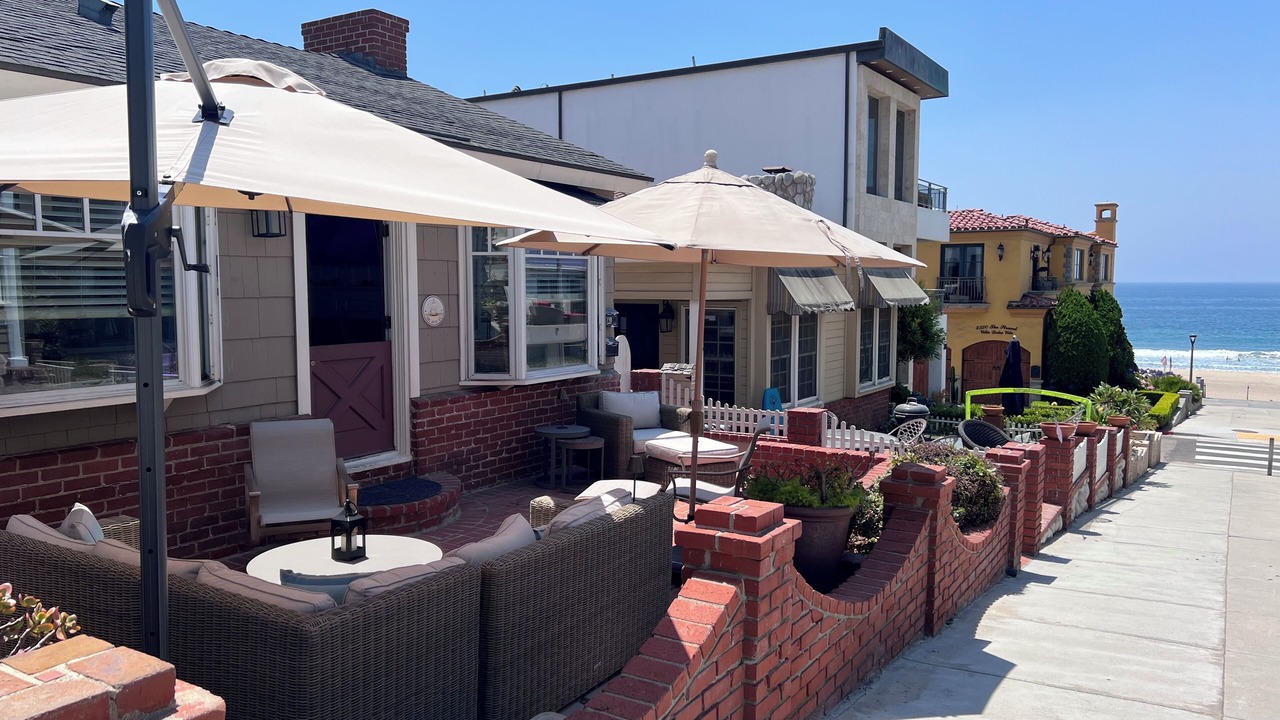 Photo of Patio Balcony in Gas Lamp Section