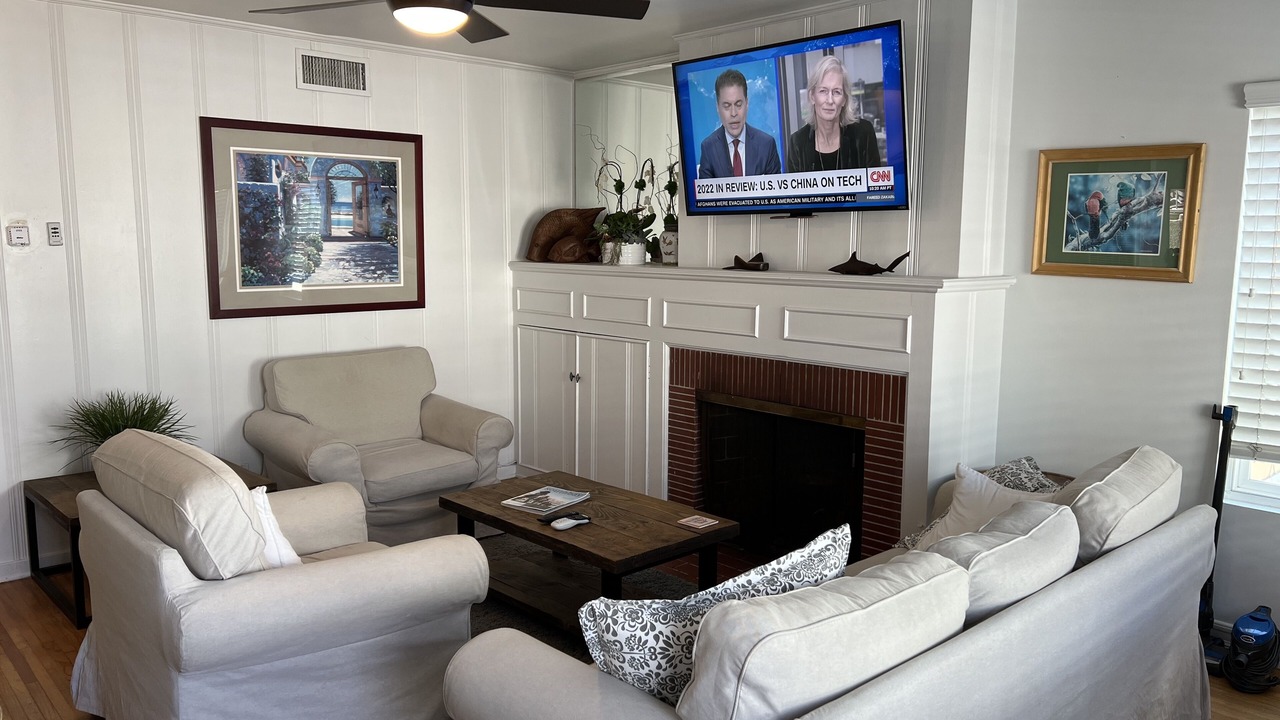 Photo of Livingroom in Gas Lamp Section