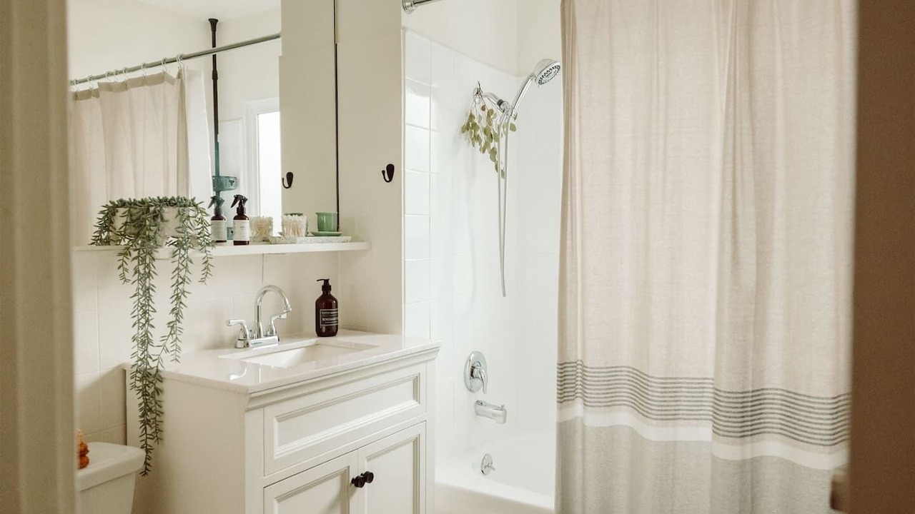 Photo of Bathroom in Belmont Heights