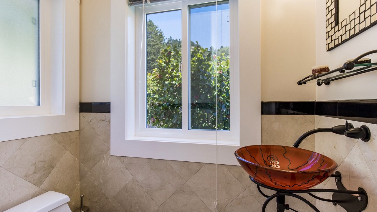 Photo of Bathroom in Jenner