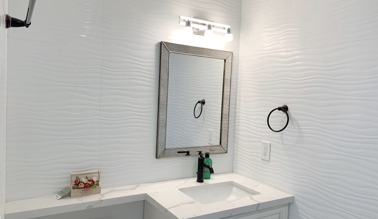 Photo of Bathroom in Midway City