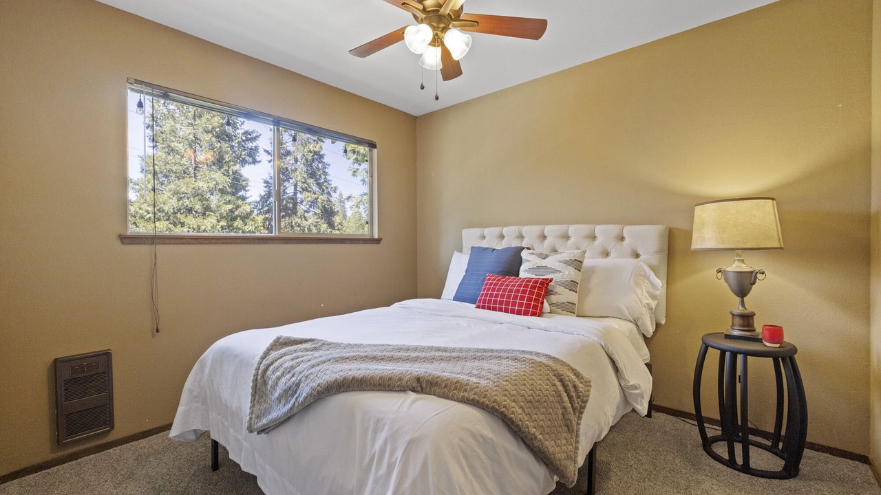 Photo of Bedroom in Twain Harte